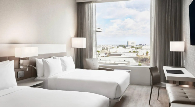 Четырёхместный номер Standard с видом на город AC Hotel by Marriott Los Angeles South Bay