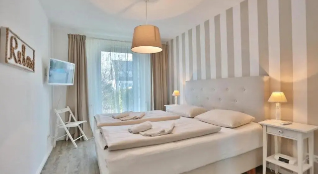 Kurparkresidenz Kurparkresidenz Appartement 4, Забронировать Апартаменты/квартира Отели земли Шлезвиг-Гольштейн с парковкой, Парковка