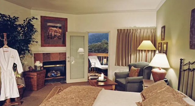 Eagle Rock Resort, Varaa Lomakeskus Barnesville 