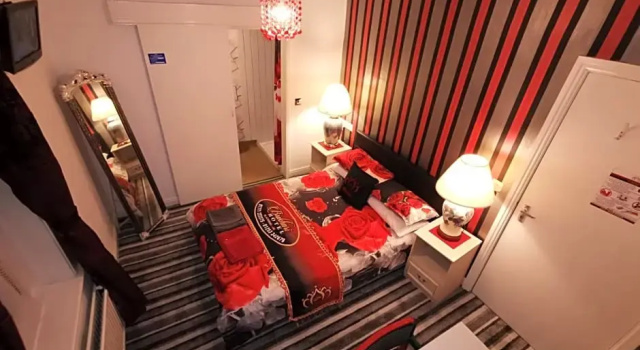 Bukhari Hotel
