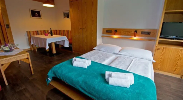 Top Residence Kurz, Varaa Hotelli Maso Corto Val Senales