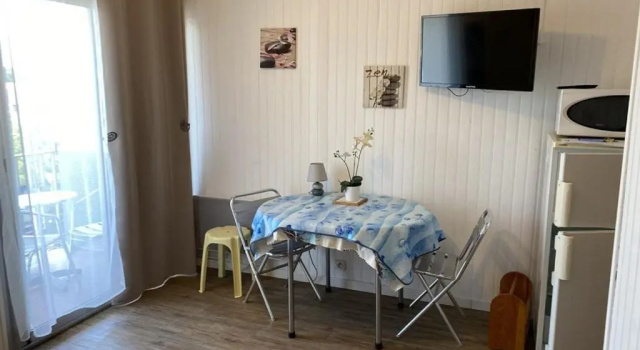 Appartement Balaruc-les-Bains, 1 pièce, 2 personnes - FR-1-553-116, Забронировать Апартаменты/квартира Баларюк-ле-Бен Étang de Thau