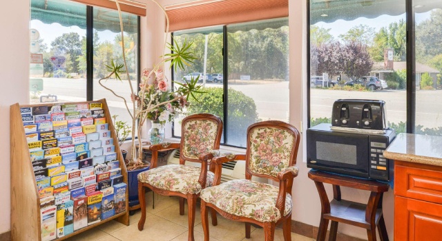Americas Best Value Inn Atascadero, Varaa Mini-hotelli Atascadero 