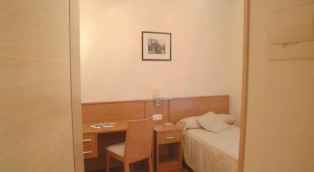 Hostal Tranches, Забронировать Гостевой дом Гостевые дома Леона, Гостевой дом