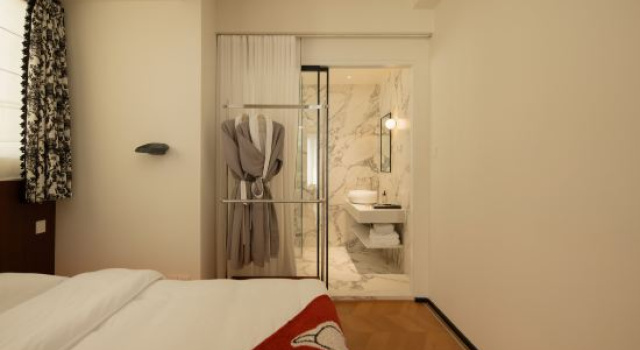Люкс с 3 комнатами Aquarbor Panoramic Hot Spring Suites - Taikoo Li Chengdu