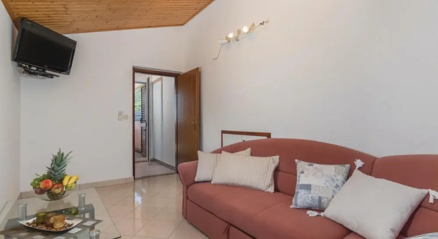 Stunning Home in Labin With Wifi and 3 Bedrooms, Забронировать Отель Отели Равни 3 звезды, 3*