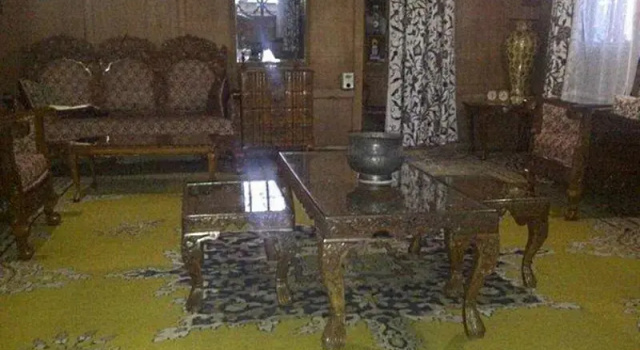 Billoo Palace Houseboat, Забронировать Отель Durgjan Jammu & Kashmir Ski