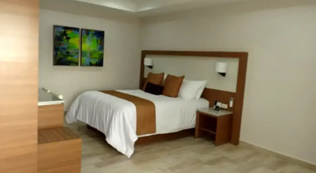 Полулюкс Hotel Soleil Business Class