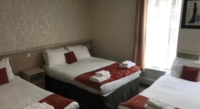 Четырёхместный номер Standard The Georgian Hollies Hotel