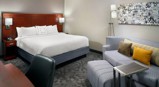 Двухместный номер Standard Courtyard by Marriott Macon