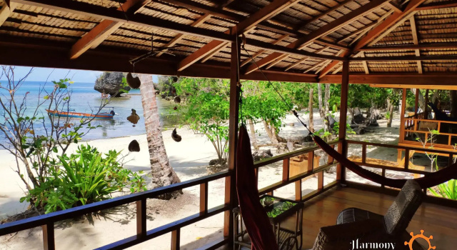 Бунгало Deluxe рядом с пляжем Harmony Bay Resort and Dive Center