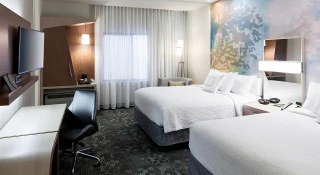 Четырёхместный номер Standard Courtyard by Marriott Houston North/Shenandoah