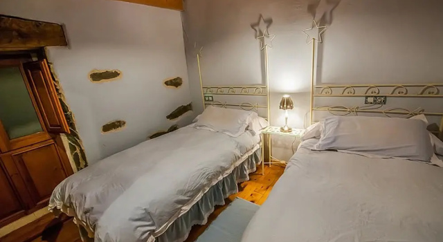 Casa Rural Los Fresnos, Забронировать Отель Муриас де Паредес Леон