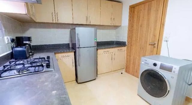 Apartament 3 camere cu balcon Heri Heights Hotel Apartments, SureStay Collection by BW