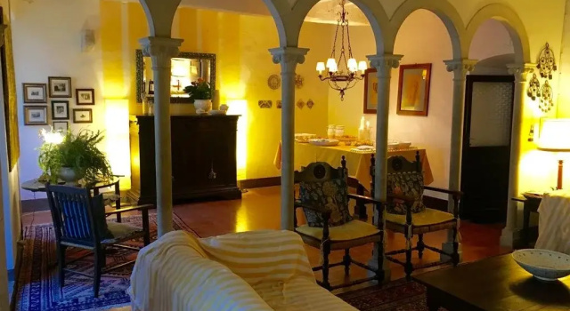 Palazzo Bentivoglio, Book Hotel Sassoferrato Marche
