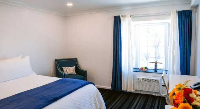 Двухместный полулюкс Napa Valley Hotel & Suites