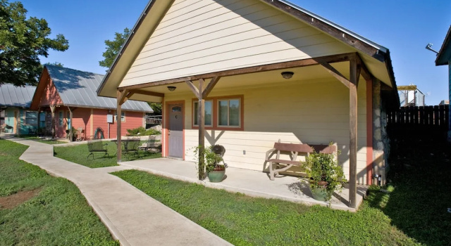 Бунгало Premium Blanco Riverside Cottages