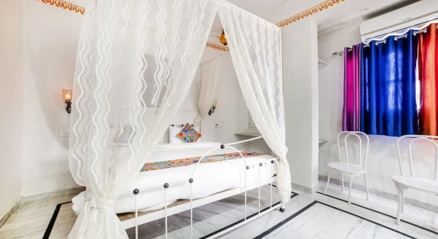 FabHotel White House