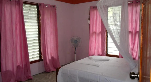 Cabinas Manolo Corcovado, Забронировать Отель Отели Дрейк с бассейном, Бассейн