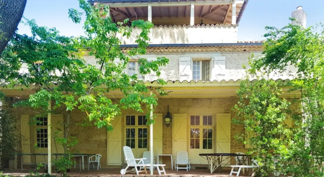 House With 4 Bedrooms in Crastes, With Wonderful Mountain View, Privat, Rezerwuj Dom wakacyjny L'Isle-Jourdain 