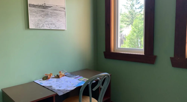 Четырёхместный люкс с балконом L'Auberge Refuge du Trappeur Inn