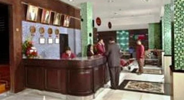 Casanova Hotel, Забронировать Отель Отели Манамы с парковкой, рядом с GOSI Complex, Парковка