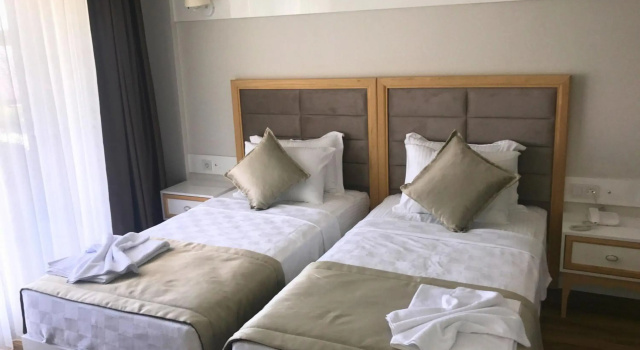 As Hotel Cesme, Забронировать Отель Чешме 