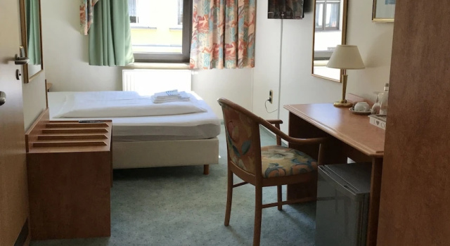 Standard Single room Hotel Zur Sonne