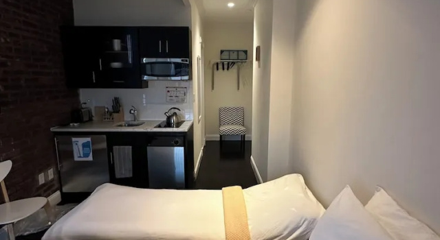 Номер Deluxe East Village Hotel