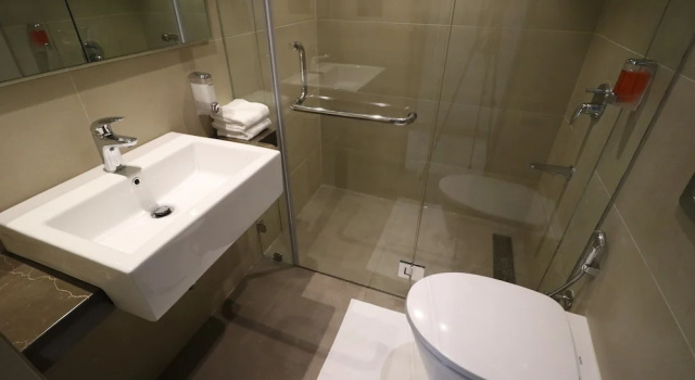 Двухместный полулюкс с балконом 7 Apple Resort Lonavala