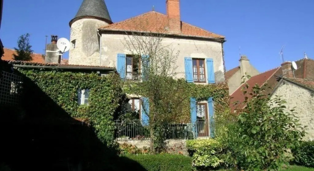 Gîte Billy, 2 pièces, 4 personnes - FR-1-489-1, Забронировать Отель Билли Овернь-Рона-Альпы