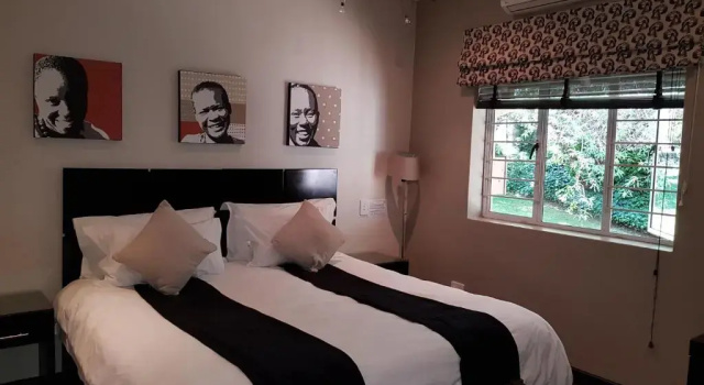 Номер Luxury Glendower View Guest House