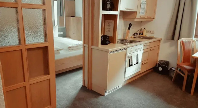 Апартаменты Hotel Pension Kirchplatz