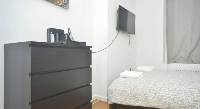 Sky - Luxury Apartments, Забронировать Апартаменты/квартира Отели Нью-Йорка с бассейном, рядом с Круизный терминал, Бассейн