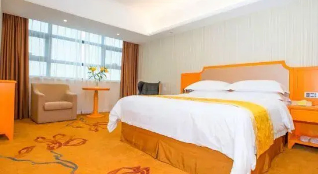 Vienna 3 Best Hotel (Maoming Yanjiang Building), Rezervați Hotel Maoming Guangdong