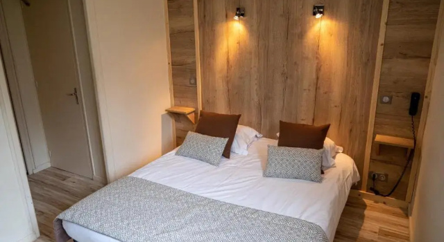 Семейный номер Standard Logis Hôtel Au Gai Soleil du Mont-Aiguille