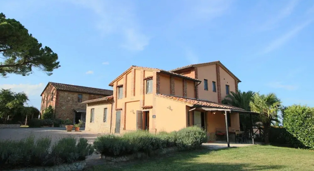 Agriturismo Near Lake Trasimeno With Pool, Забронировать Апартаменты/квартира Кастильоне-дель-Лаго 