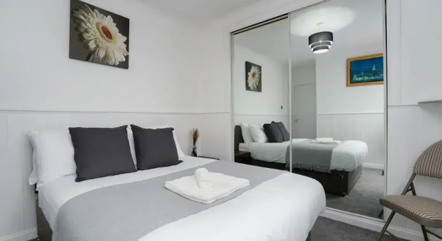 Апартаменты 2-bed Flat, Wishaw, Free Parking, Family-friendly