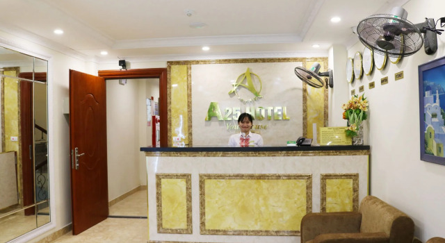 A25 Hotel - 109 Trúc Bạch, Забронировать Отель Бадинь Ханой