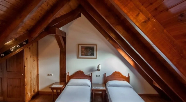 Трёхместный номер Hotel Vilagaros