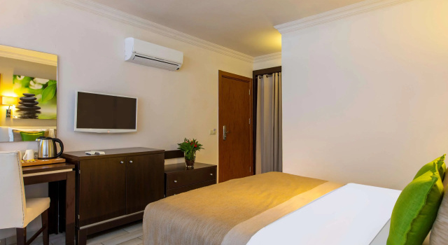 Двухместный номер Standard с видом на сад Marmaris Bay Resort - Adults Only