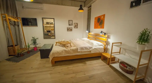 Двухместный номер Standard с балконом и с видом на горы Easy Hotel T'bilisi