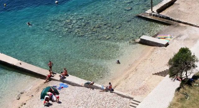 Rooms by the sea Rab - 18786, Rezervovat Hotel Rab Rab