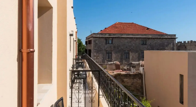 Полулюкс The Wine Hotel