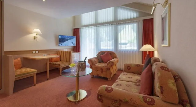 Люкс с балконом Alpenresort Eienwäldli Engelberg