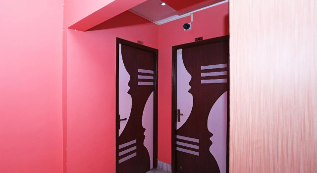 OYO Flagship 10079 Rainbow Guest House