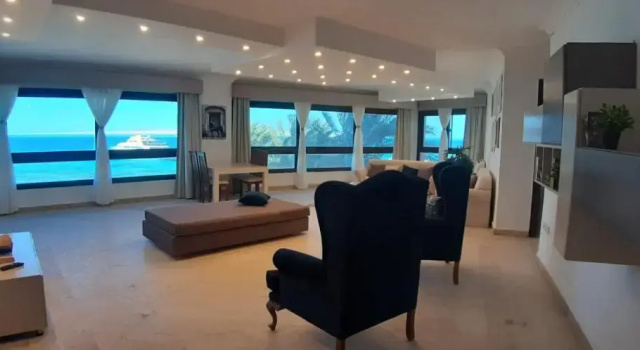 Alia Beach Residence