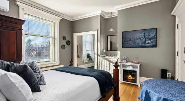 Номер Superior Historic Cotton Mansion by Heirloom Boutique Collection
