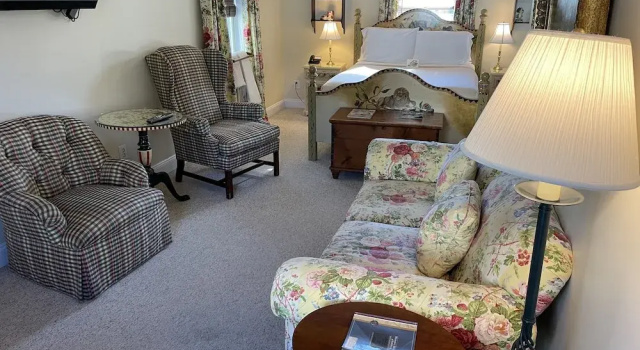 Номер Classic The Inn at Montchanin Village, a Historic Hotel of America