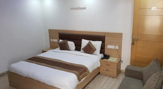 Двухместный номер Superior BlueNeck Sec 47 near Medanta -The Medicity' Gurugram